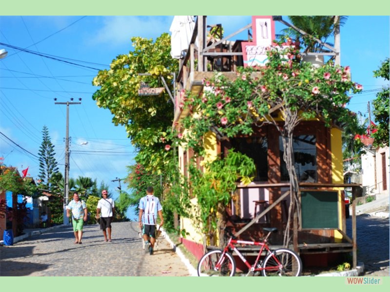 Tibau do Sul. Улицы Тибау до Сул